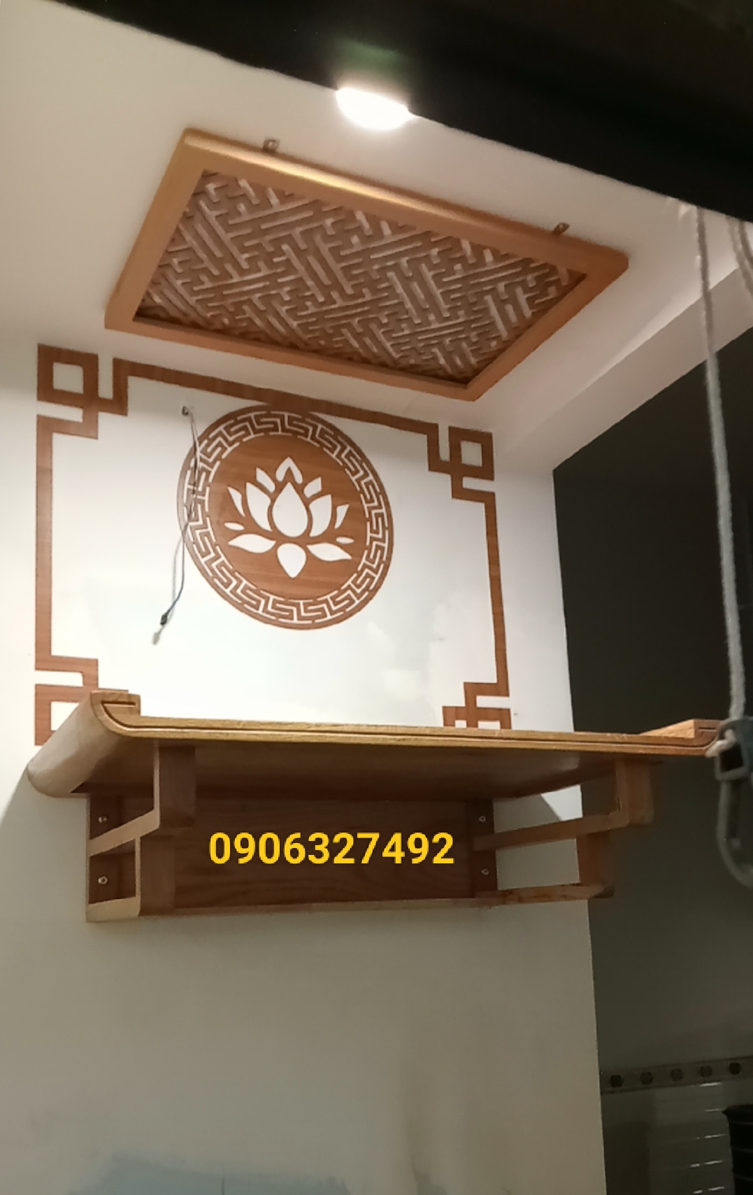 Bàn thờ Phật Bà Quan Âm chạm khắc tinh xảo