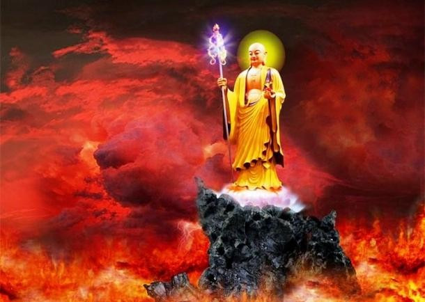 Biểu tượng hạnh nguyện hiếu đạo và lòng từ bi vô hạn của ngài Địa Tạng Bồ Tát, cứu độ chúng sanh khỏi khổ đau.