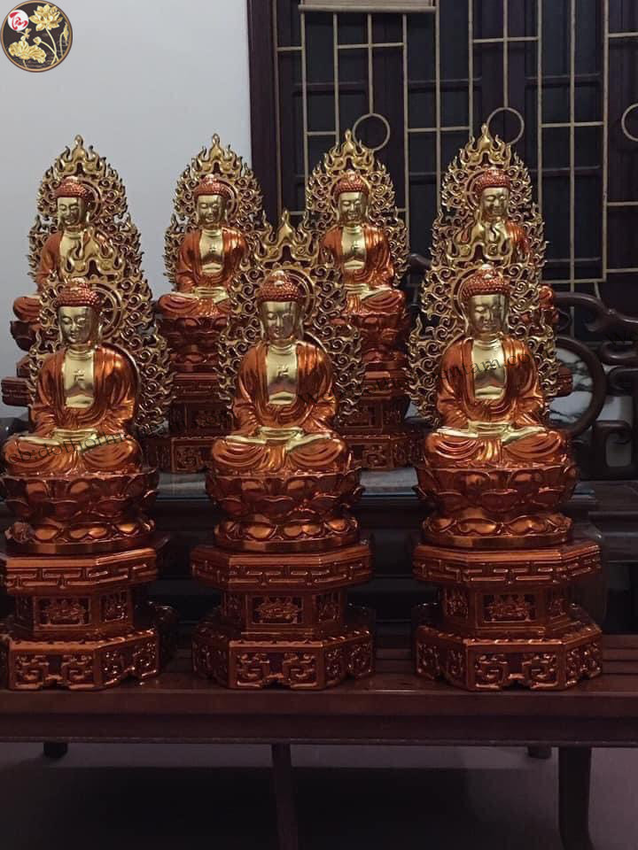 Bộ tượng Thất Phật Dược Sư với những tướng hảo khác nhau