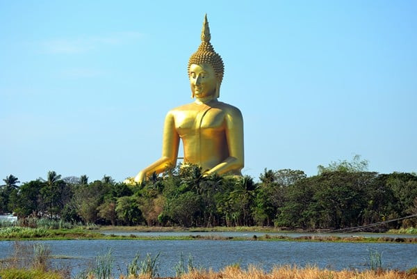 Bức tượng Phật an nhiên, biểu tượng của sự vô ưu là gì trong giáo lý đạo Phật