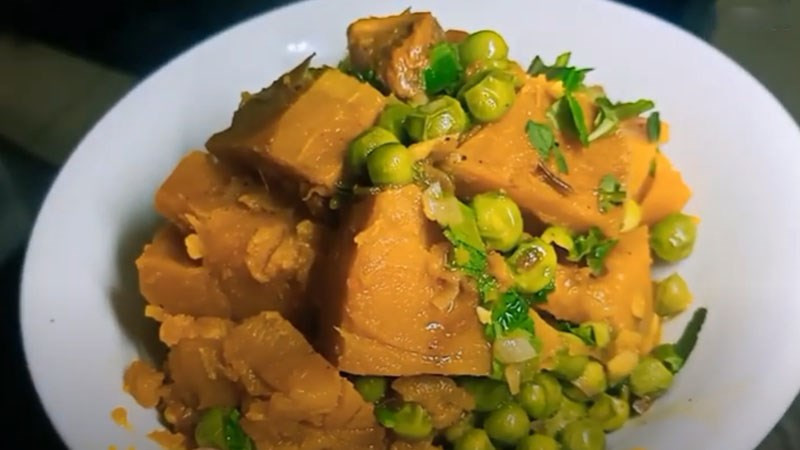 Cá kho chay từ sườn non chay và rong biển