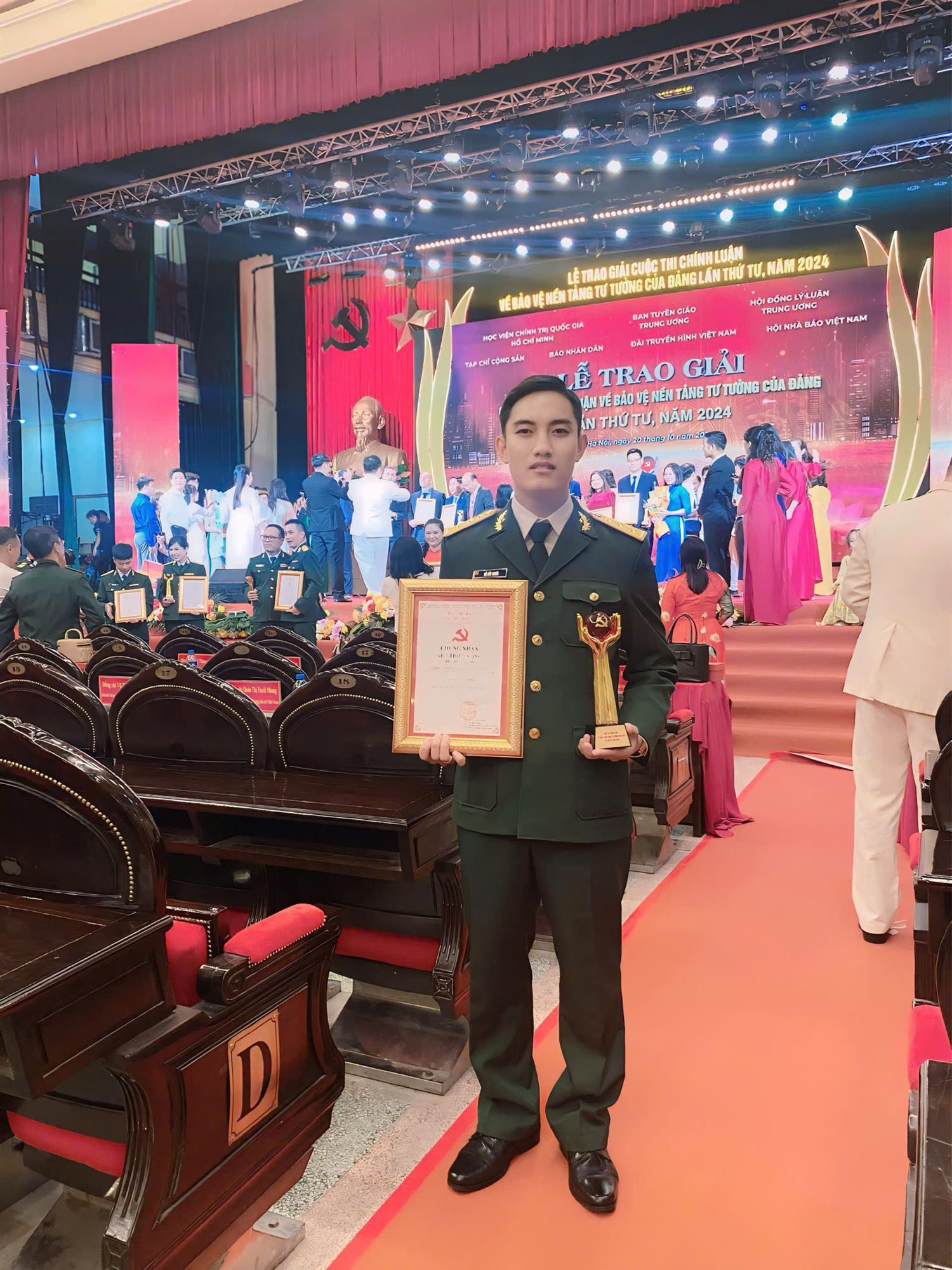 Hoạt động bảo vệ chính pháp, nhận diện và phản bác những hiểu lầm về mạt pháp là gì.