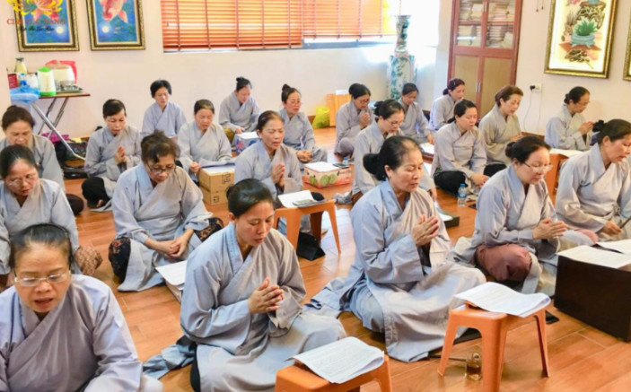 Hướng dẫn chi tiết cách tụng Kinh Dược Sư tại gia đúng pháp
