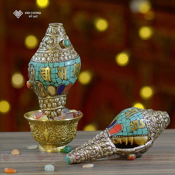 Kèn Ốc Loa - pháp khí mật tông tạo âm thanh "Om" uy lực