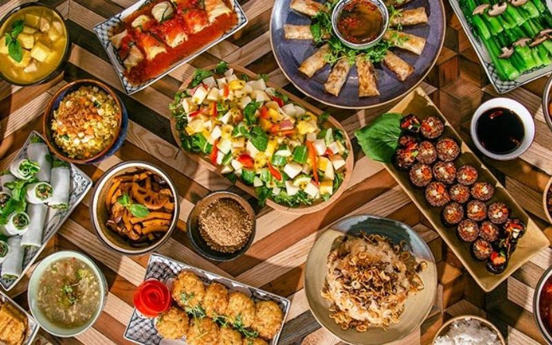 Không gian quán Veggie Castle với thiết kế độc đáo