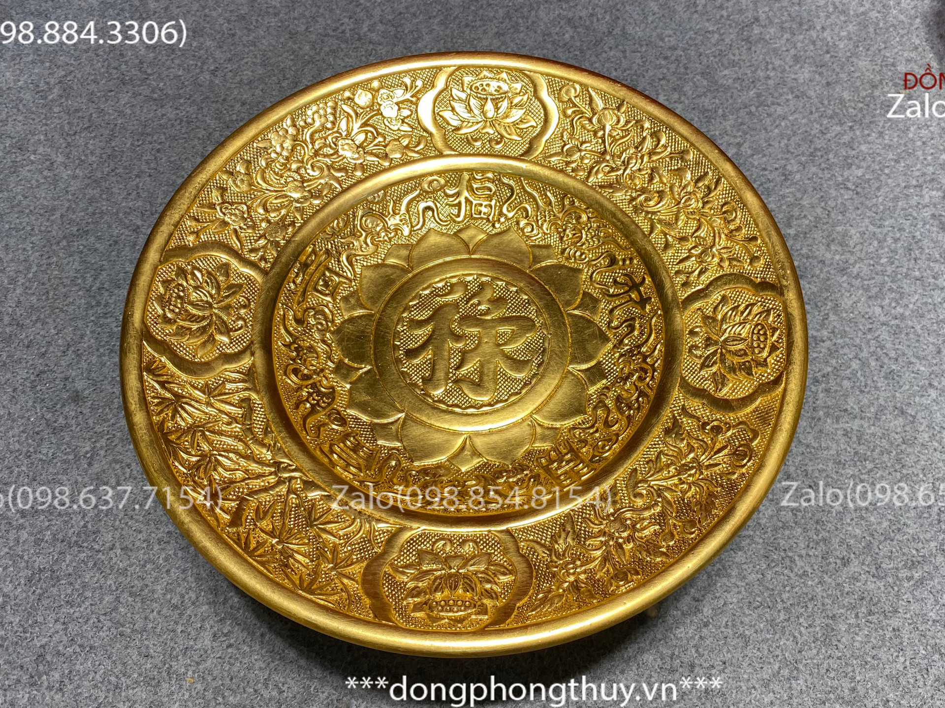 Mâm bồng bằng đồng vàng 24K tinh xảo cho ban thờ trang trọng