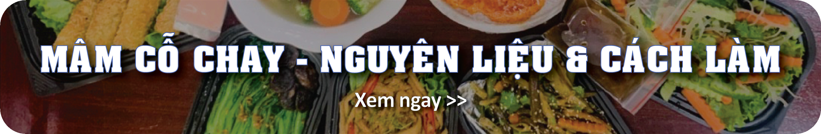 Mâm cỗ chay truyền thống đầy đủ, một lựa chọn phổ biến tại các cửa hàng thực phẩm chay.