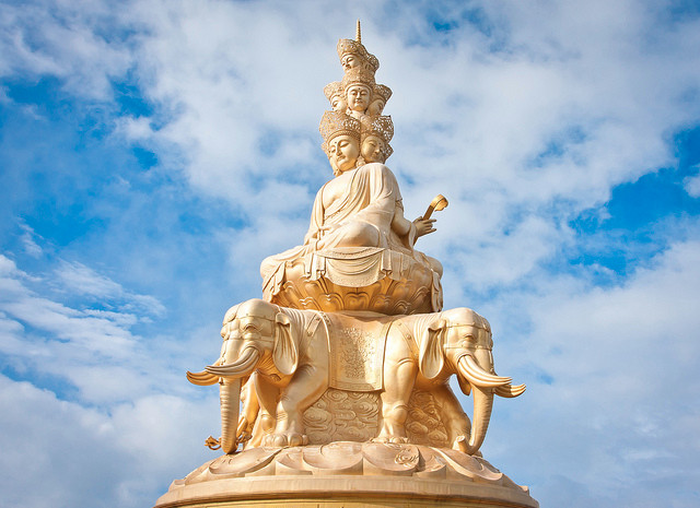 Minh họa Bồ Tát đang hành đạo, thể hiện tinh thần nhập thế độ sanh