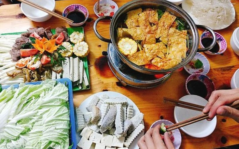 Món pizza chay độc đáo tại Tịnh Thư Quán