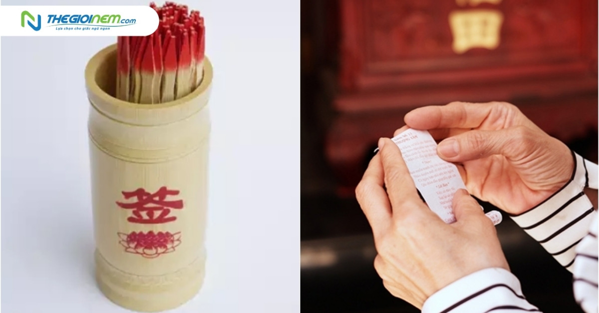 Người đang xin xăm với bó xăm trên tay, thể hiện sự thành kính
