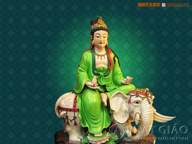 Phật Phổ Hiền Bồ Tát với hình tượng đặc trưng cưỡi voi trắng sáu ngà uy nghi