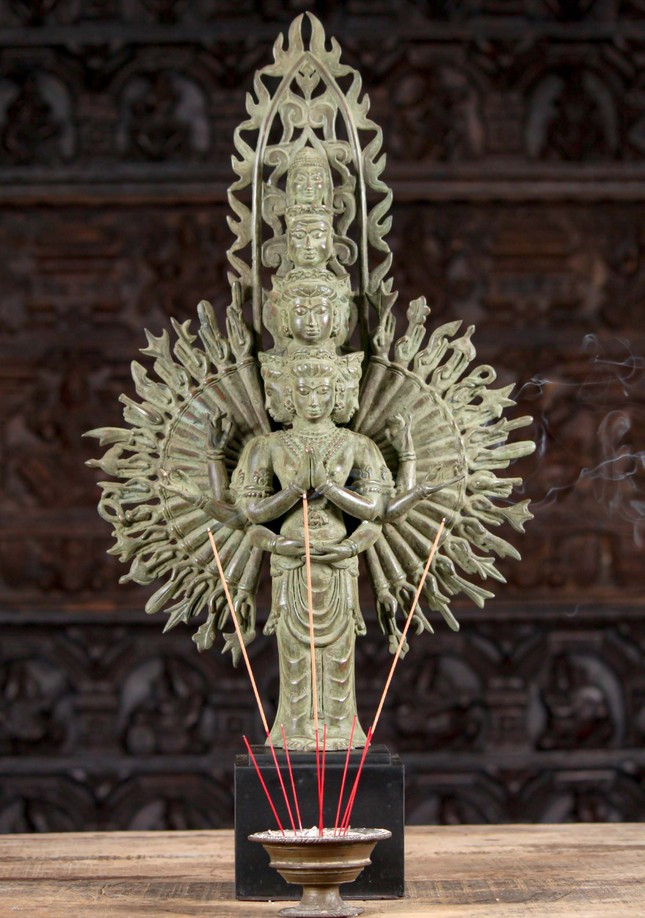 Quan Âm nghìn tay nghìn mắt tại Bali, Indonesia