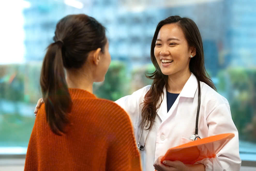 Tu nghiệp sinh chỉ tham gia bảo hiểm tư nhân và bảo hiểm sức khỏe