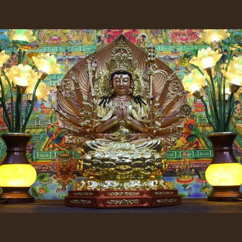 tượng phật mật tông composite màu vàng sang trọng