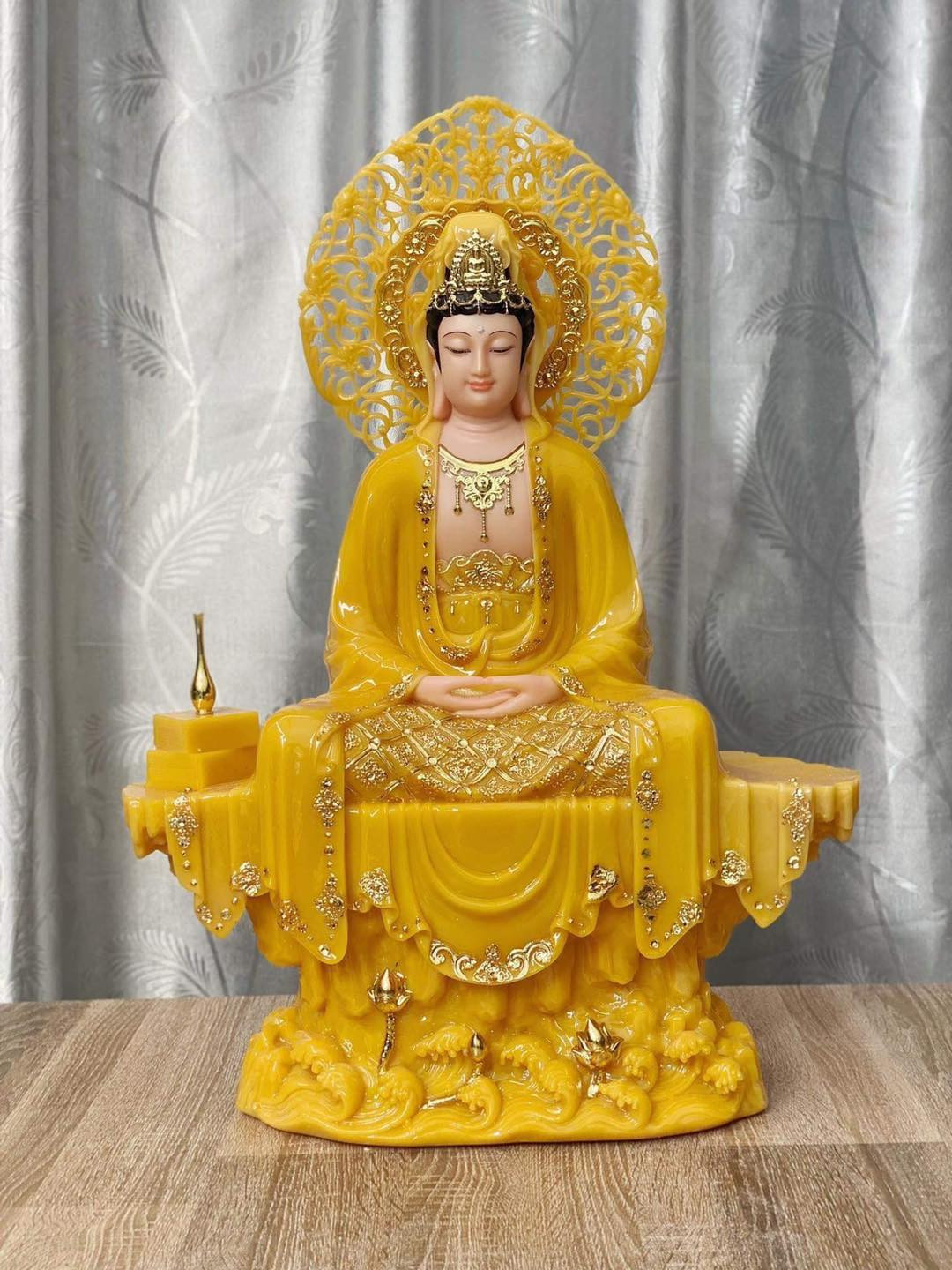 Tượng Quan Âm Tự Tại bằng bột đá cao cấp với thần thái an nhiên