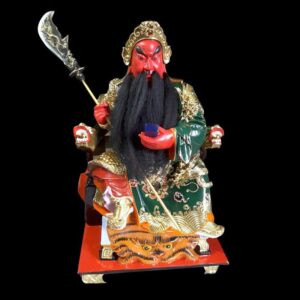Tượng Quan Công hộ pháp uy nghiêm bằng sứ