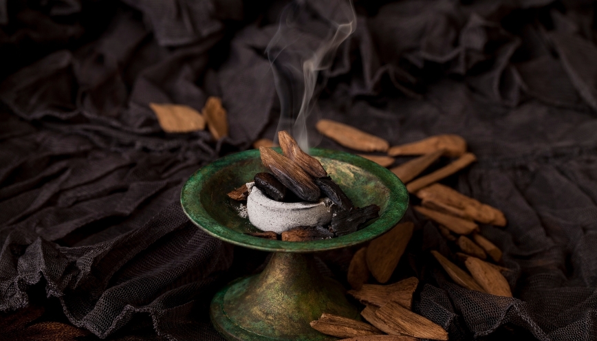 Một số ví dụ với từ agarwood