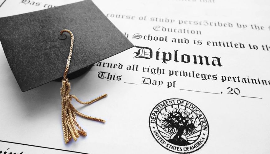 Trình độ văn hóa ghi 12/12 hay đại học?